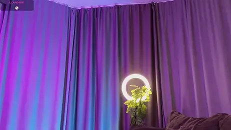 UrLittleVikky stripchat stream image