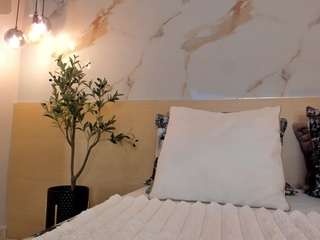 leathompson1 camsoda stream image