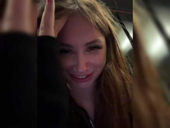 Girls-Leia bongacams stream image