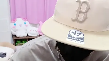 Mia--meow stripchat stream image