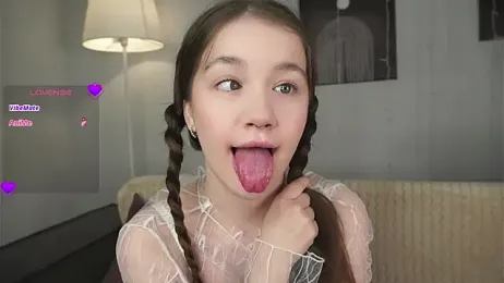 AmiLewis stripchat stream image