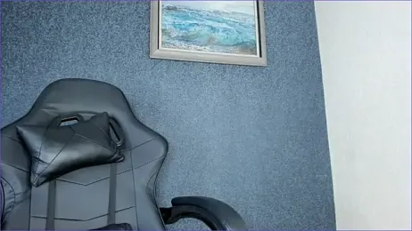 taeni_lara stripchat stream image