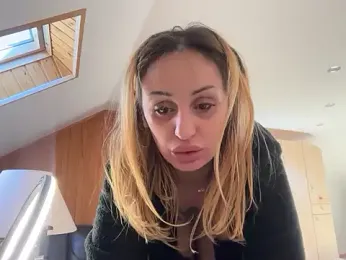 ClaireDeLunee stripchat stream image