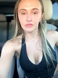 lunagirl13 stripchat stream image