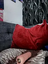 Bonnie_willliams19 stripchat stream image