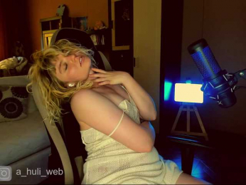 A-Huli bongacams stream image