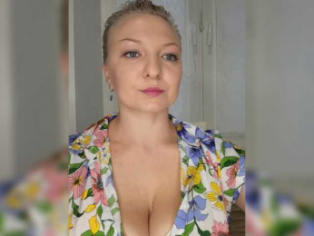 Anesteishen bongacams stream image