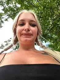 Milkyy_wway stripchat stream image