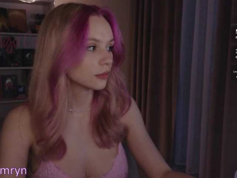 fymryn bongacams stream image