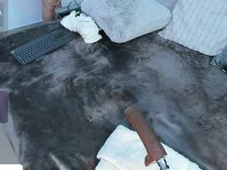 angie-roses camsoda stream image