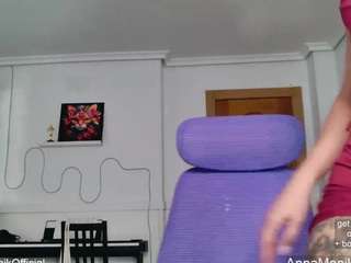 anna-monik camsoda stream image