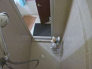 voyeurcam-baileybase-shower camsoda stream image