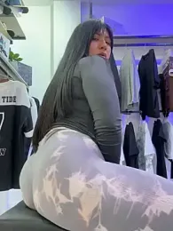 kim_monti stripchat stream image