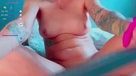 frankiefoxie_ stripchat stream image