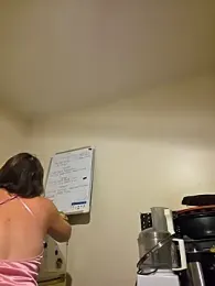 minierose stripchat stream image