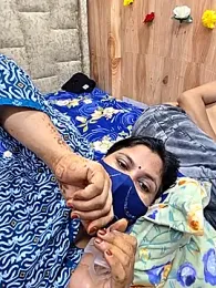 MOM-SUN-COUPLE stripchat stream image