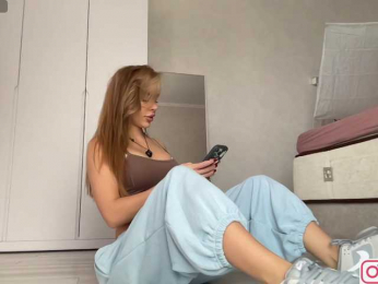 diffgirls1-1 bongacams stream image