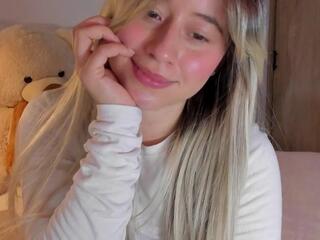 Amy Blondes flirt4free stream image, 24.08.2025 17:40