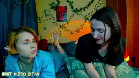 TrickyKitsune stripchat stream image