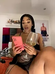 sexyTHANDO stripchat stream image