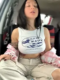 JulliaVegas stripchat stream image