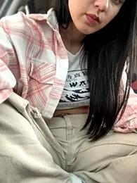 JulliaVegas stripchat stream image