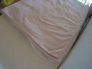 voyeurcam-julmodels-whitebed-1 camsoda stream image