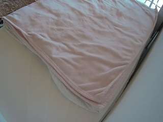 voyeurcam-julmodels-whitebed-1 camsoda stream image