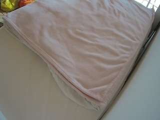 voyeurcam-julmodels-whitebed-1 camsoda stream image