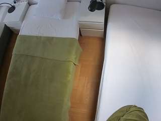 voyeurcam-julmodels-bed-5 camsoda stream image