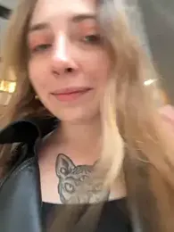 Sunny___Bunny stripchat stream image