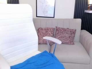 cloe-adams camsoda stream image