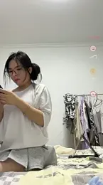 xixiya888 stripchat stream image