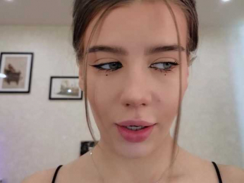 dolly-ll bongacams stream image