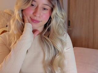 Amy Blondes flirt4free stream image, 28.08.2025 23:10