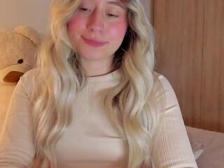 Amy Blondes flirt4free stream image, 28.08.2025 23:10