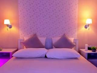 lexi-split camsoda stream image