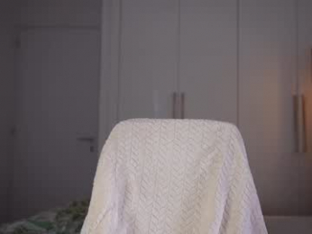 kriss0leoo chaturbate stream image