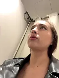 Holly_Play stripchat stream image