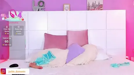 JackieDumont1 stripchat stream image