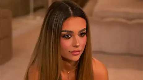 YasmineShaw stripchat stream image