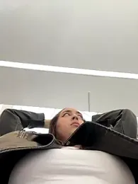 Holly_Play stripchat stream image