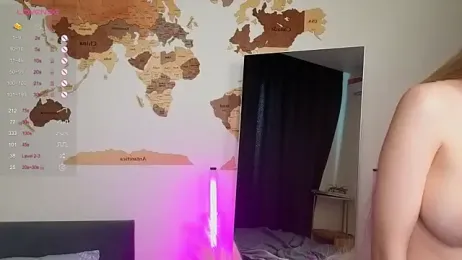 QueenieClagg stripchat stream image