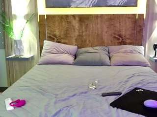 juliamasson camsoda stream image