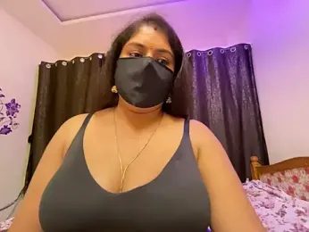 LouleyRanii stripchat stream image