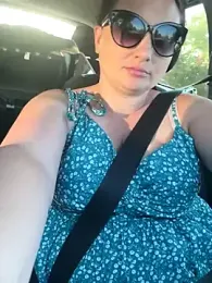 MilfyMrsRobinson stripchat stream image