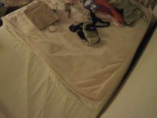 voyeurcam-julmodels-whitebed-1 camsoda stream image