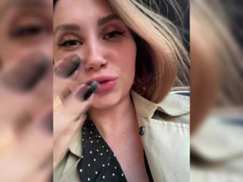 Girls-Leia bongacams stream image