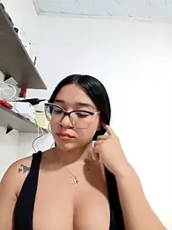 -VICKKY stripchat stream image