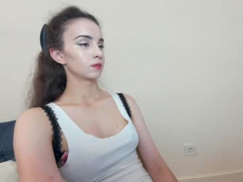 ehotlovea chaturbate stream image